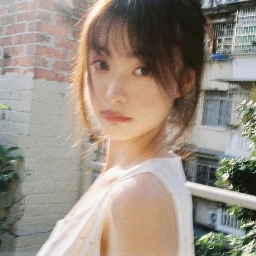 爆笑晨间剧《海女》能年玲奈主演：回到乡下当海女，意外成为地方偶像的奇妙之旅