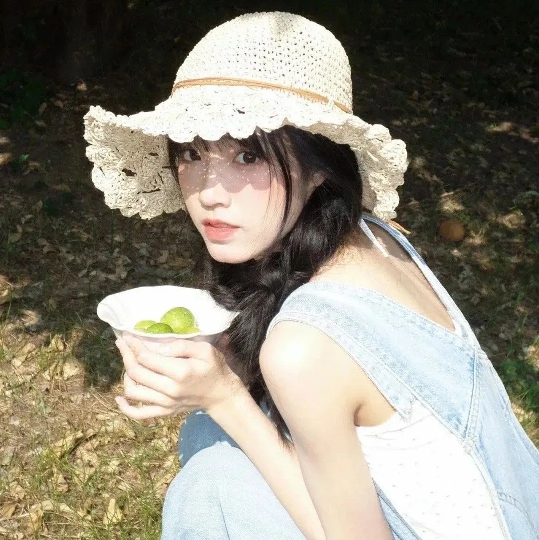 探讨女性婚姻《麦秋》原节子经典之作：大家族中大龄未婚女儿的婚嫁风波，细水长流的家庭剧