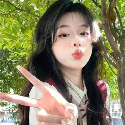 【大尺度惊悚经典】《大逃杀》未删减导演剪辑修复版：被送到荒岛互相残杀的同班同学，日本最残酷的人性社会实验