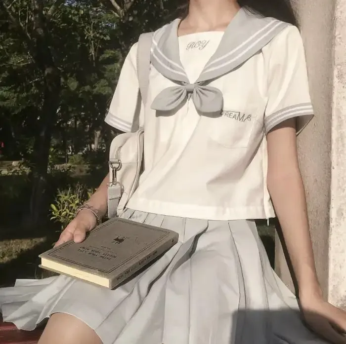 【丧尸动作喜剧】《摄影机不要停！》导演续作《急急复鸡鸡》：脑洞大开的成人向喜剧，又污又好笑